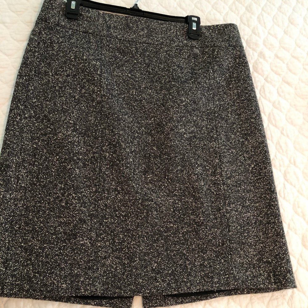 BLACK TWEED WOOL SKIRT